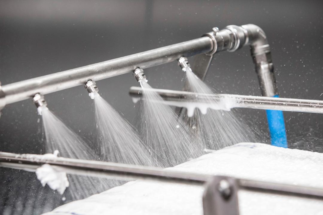 Rengøring af transportbånd Rengøring af transportbånd